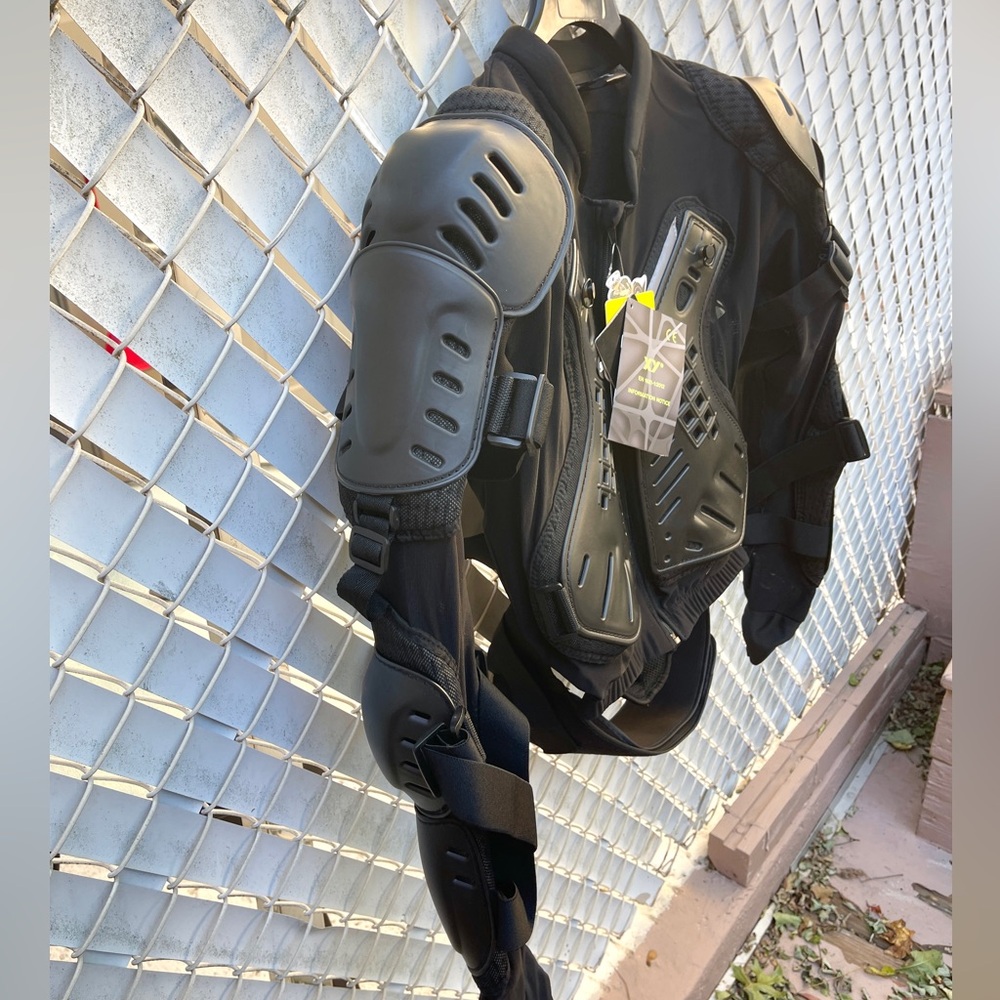 Motorcycle Armor Jacket - Picture 3 of 16